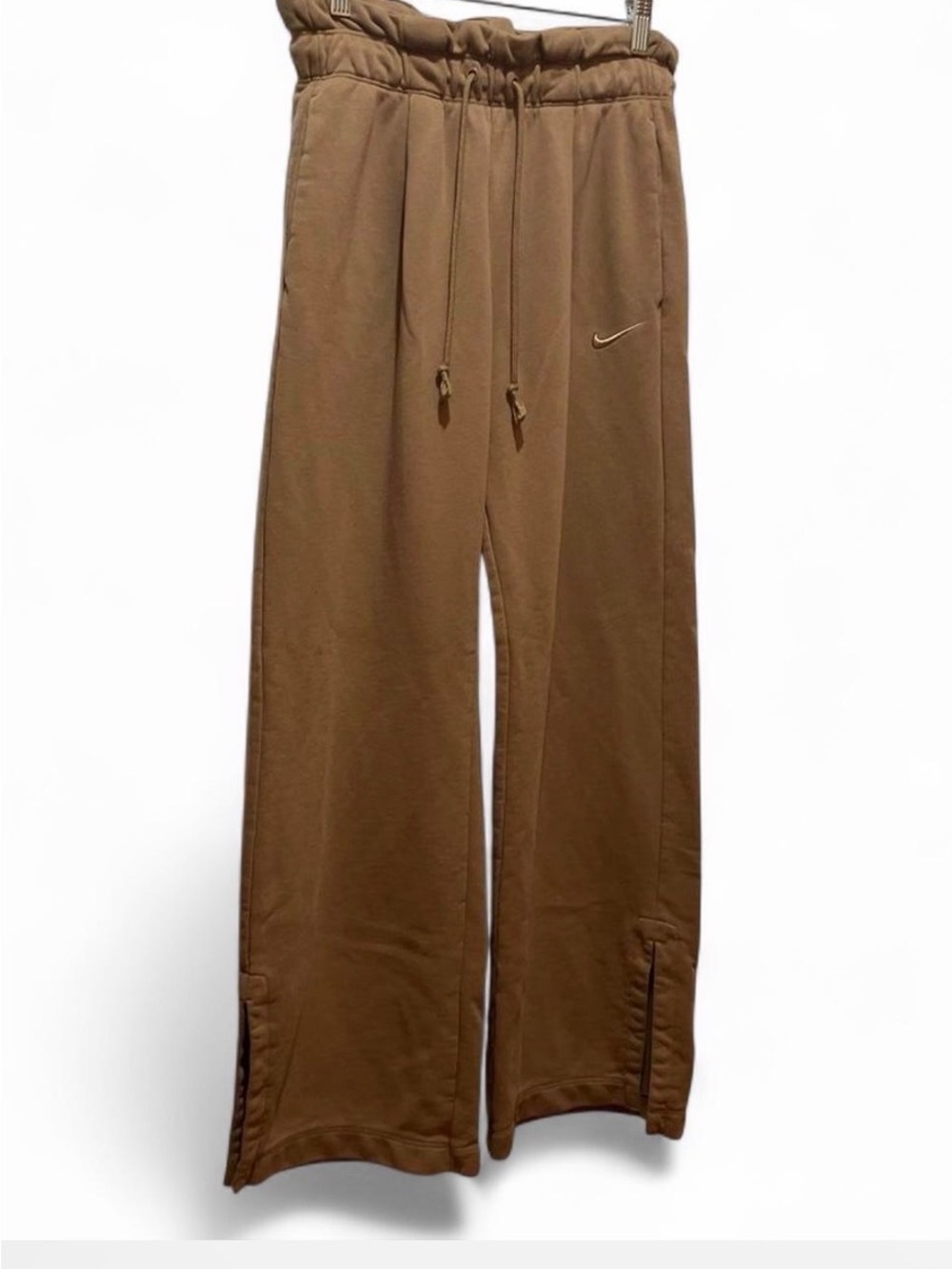 Nike sportswear everyday modern women’s high-waisted fleece with side split hems